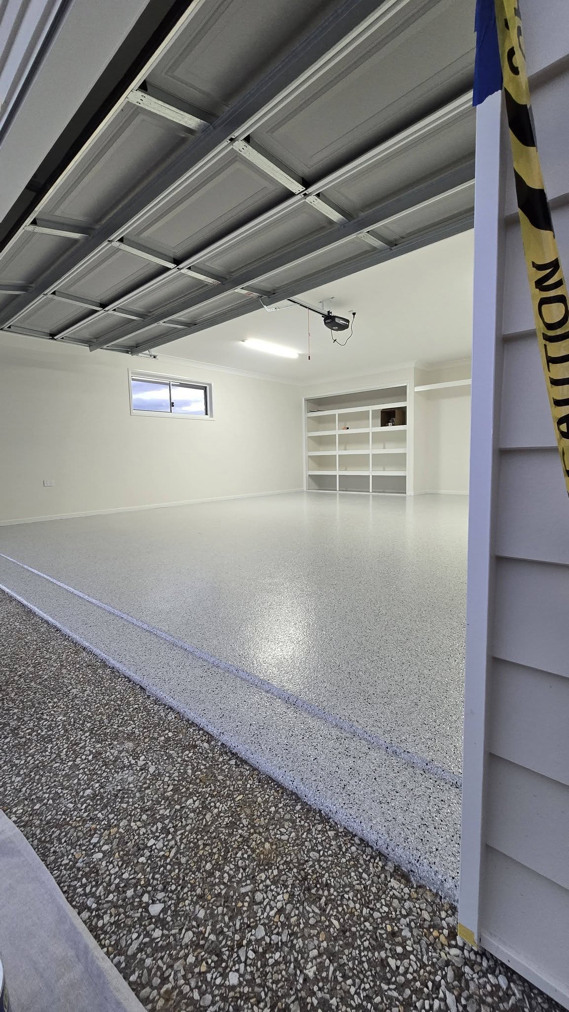 New Build Garage — Granite Flake
